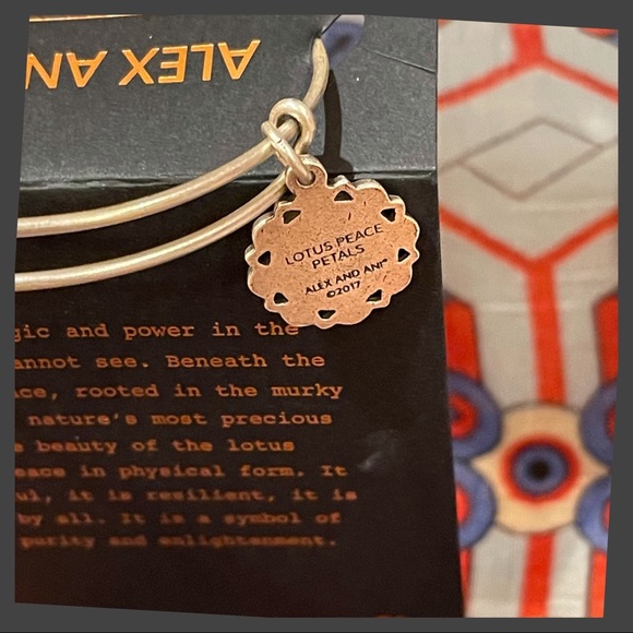 SOLD! x2- Lotus Peace & New Beginnings Bracelets NWT - Picture 5 of 16